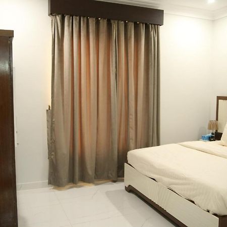 Al Rasheed Apartments Second Floor Apartment Karachi Extérieur photo